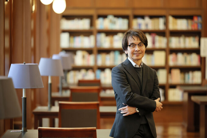 心理占星術研究家・翻訳家 鏡リュウジさん